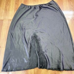 Maidenform Chantilly Half Slip Slit Black Lace 27" Size M 64601